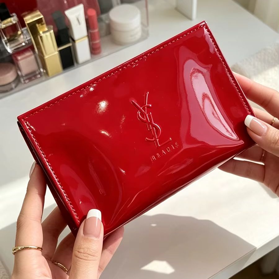 YSL Kırmızı Vernikli Deri Mini - Ysl Beauty Makeup incelemesi ve fiyatı