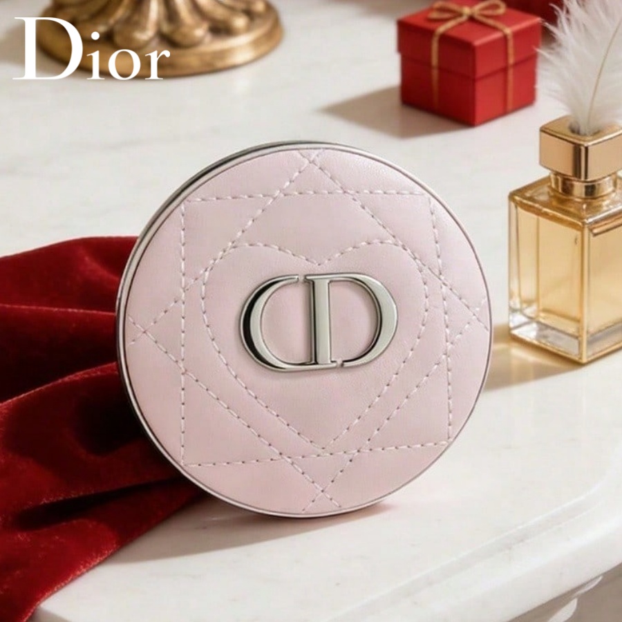 Christian Dior Dior'un çantası - Ysl Beauty Makeup incelemesi ve fiyatı